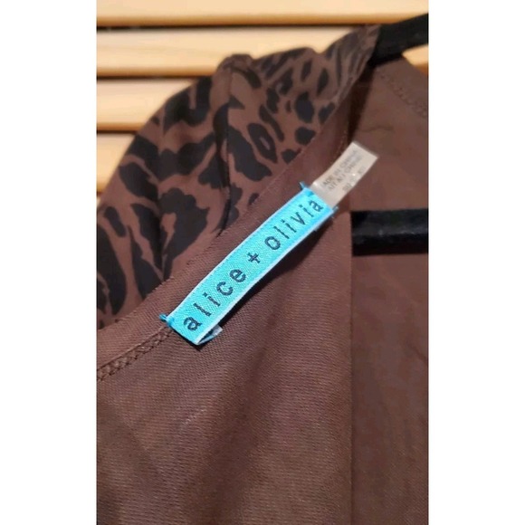 Alice + Olivia  SCOOP Cheetah Animal Print Mid Length Fitted Dress - Picture 7 of 10